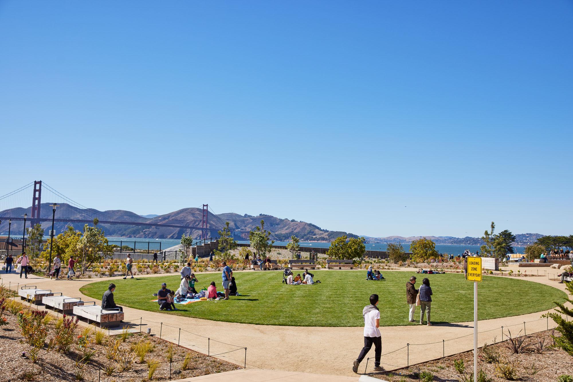 Western Lawn Venue with Golden Gate Bridge in the background